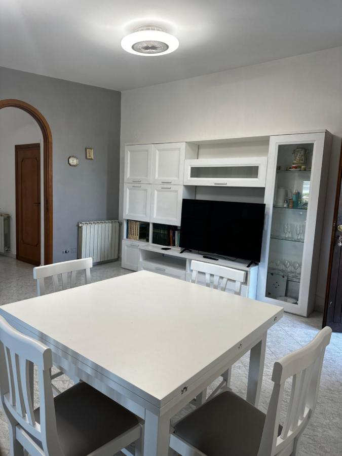 Fiumicino Airport 3 Giade Apartment Focene Bagian luar foto